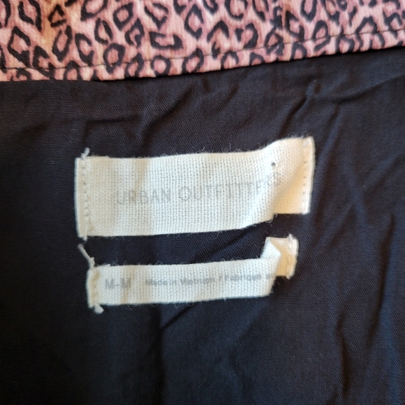 Urban Outfitters Millie Pink Black Leopard Print Button Front Mini Skirt - Picture 3 of 7